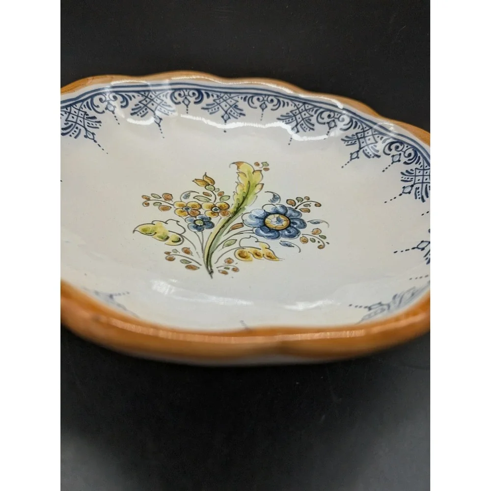 Talavera Hand Painted Mexican Pottery Scalloped Floral Serving Bowl Wall Plate